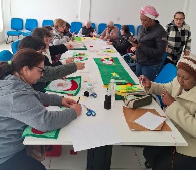 Cursos de Inclusão, Cidadania e Produção Artesanal, da Prefeitura de Lages, retornam em março e ampliam atendimento às mulheres nos bairros e no interior