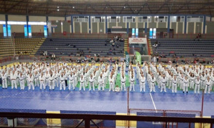 Lages sedia camping da seleção estadual e Curso Técnico Anual de Taekwondo