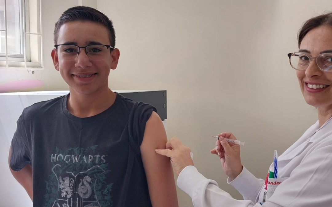 Vacinação contra a dengue é intensificada e passa a ser ofertada em todas as salas de vacina de Lages a partir desta terça-feira