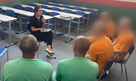 Grupo reflexivo em presídio da Serra quer prevenir reincidência em violência doméstica