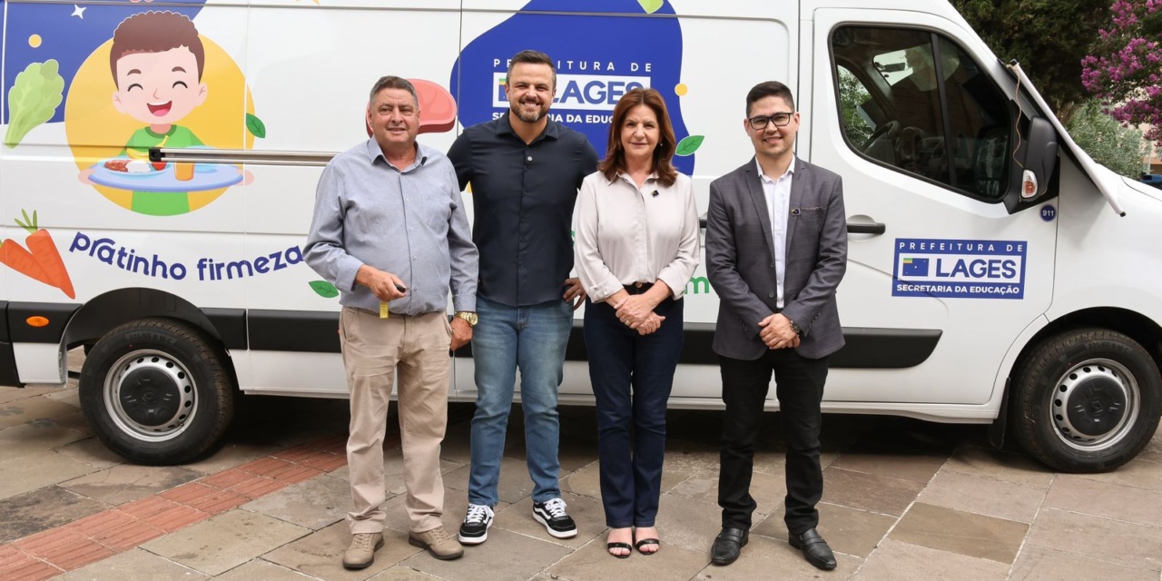 Lucas Neves entrega furgão para fortalecer logística da merenda escolar em Lages