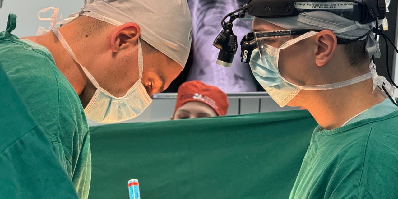 Hospital Infantil de Joinville realiza cirurgias de coluna com especialistas do Brasil e dos EUA