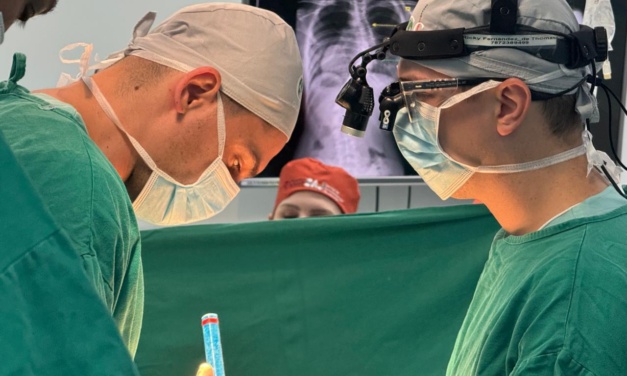 Hospital Infantil de Joinville realiza cirurgias de coluna com especialistas do Brasil e dos EUA