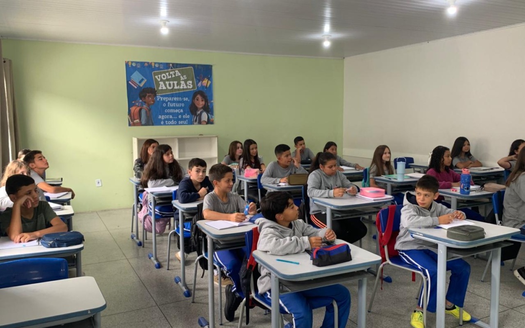 Volta às aulas movimenta a Rede Municipal de Ensino de Otacílio Costa em 2026