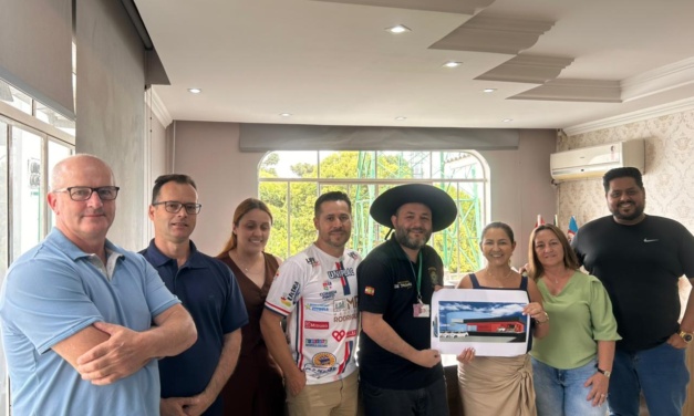 Zé Trovão atende pedido da Prefeitura de Correia Pinto e destina R$ 600 mil para reforma e ampliação do Centro de Eventos