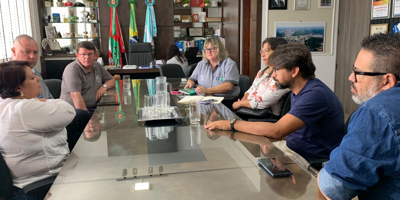 Otacílio Costa recebe Coordenador Nacional do Turismo Religioso