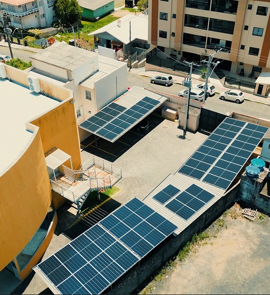 Câmara de Lages avança em economia e sustentabilidade com sistema de energia solar