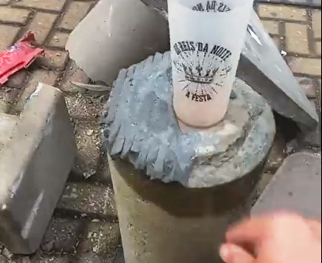 Veículo desgovernado deixa rastro de destruição na Nereu