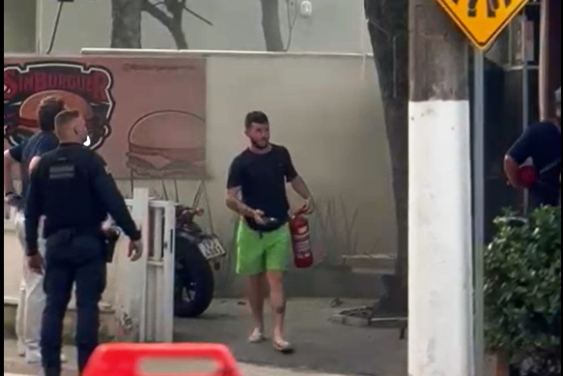 Lageano salva residência e vidas em incêndio no litoral