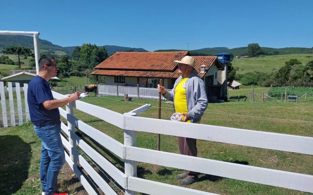 Abastecimento emergencial de água em Santa Terezinha do Salto é feito pela Defesa Civil