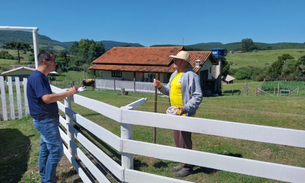 Abastecimento emergencial de água em Santa Terezinha do Salto é feito pela Defesa Civil