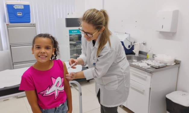 Lages amplia acesso à vacinação com ação itinerante no bairro da Várzea