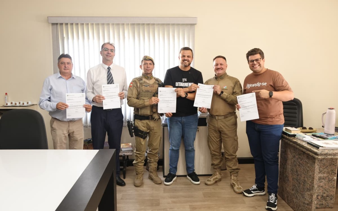 Lucas Neves garante recursos para novas viaturas semiblindadas da PM em Lages