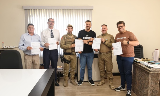 Lucas Neves garante recursos para novas viaturas semiblindadas da PM em Lages