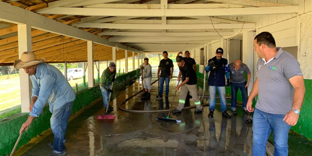Mutirão garante recuperação do Parque Cambará, em Otacílio Costa