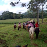 Cavalgada das Mulheres celebra o Dia Internacional da Mulher em Bocaina do Sul