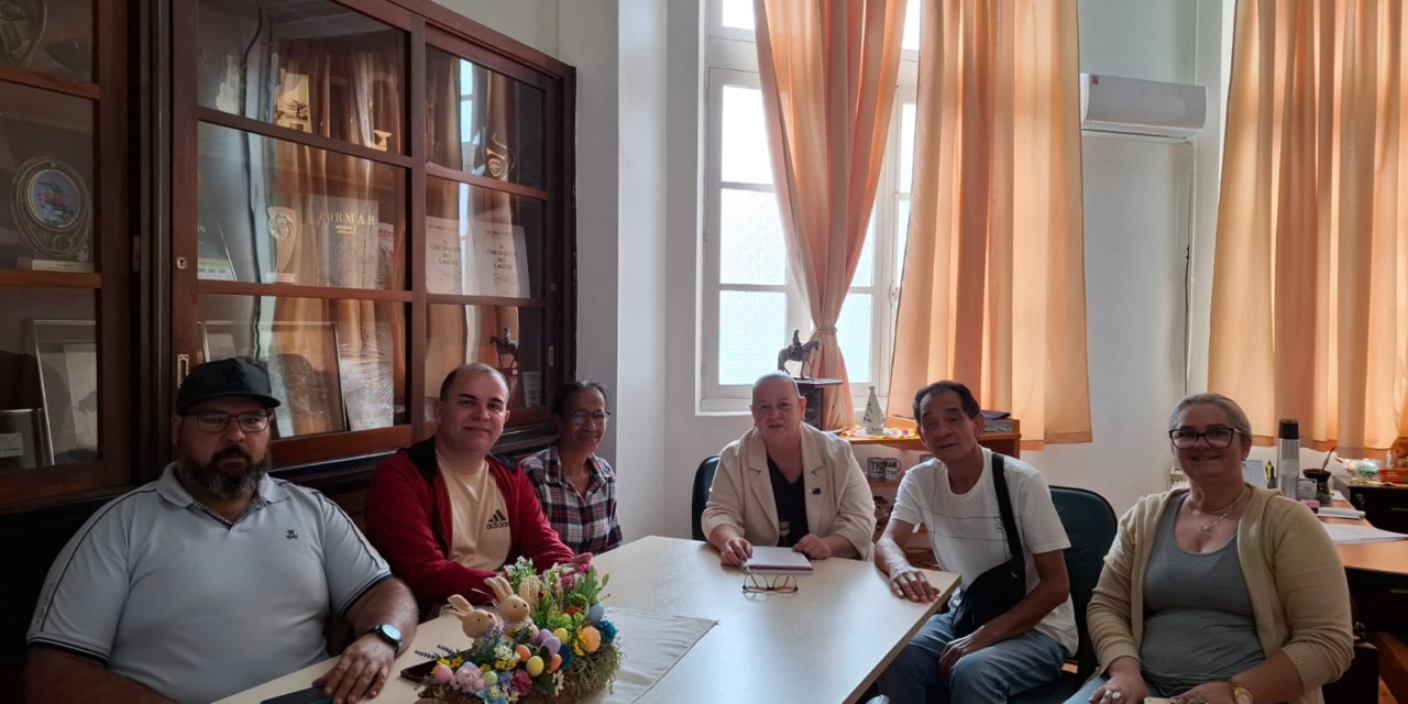 Superintendente da Fundação Cultural de Lages recebe lideranças do projeto “Que terreiro é esse?” e apoia Carreata à São Jorge