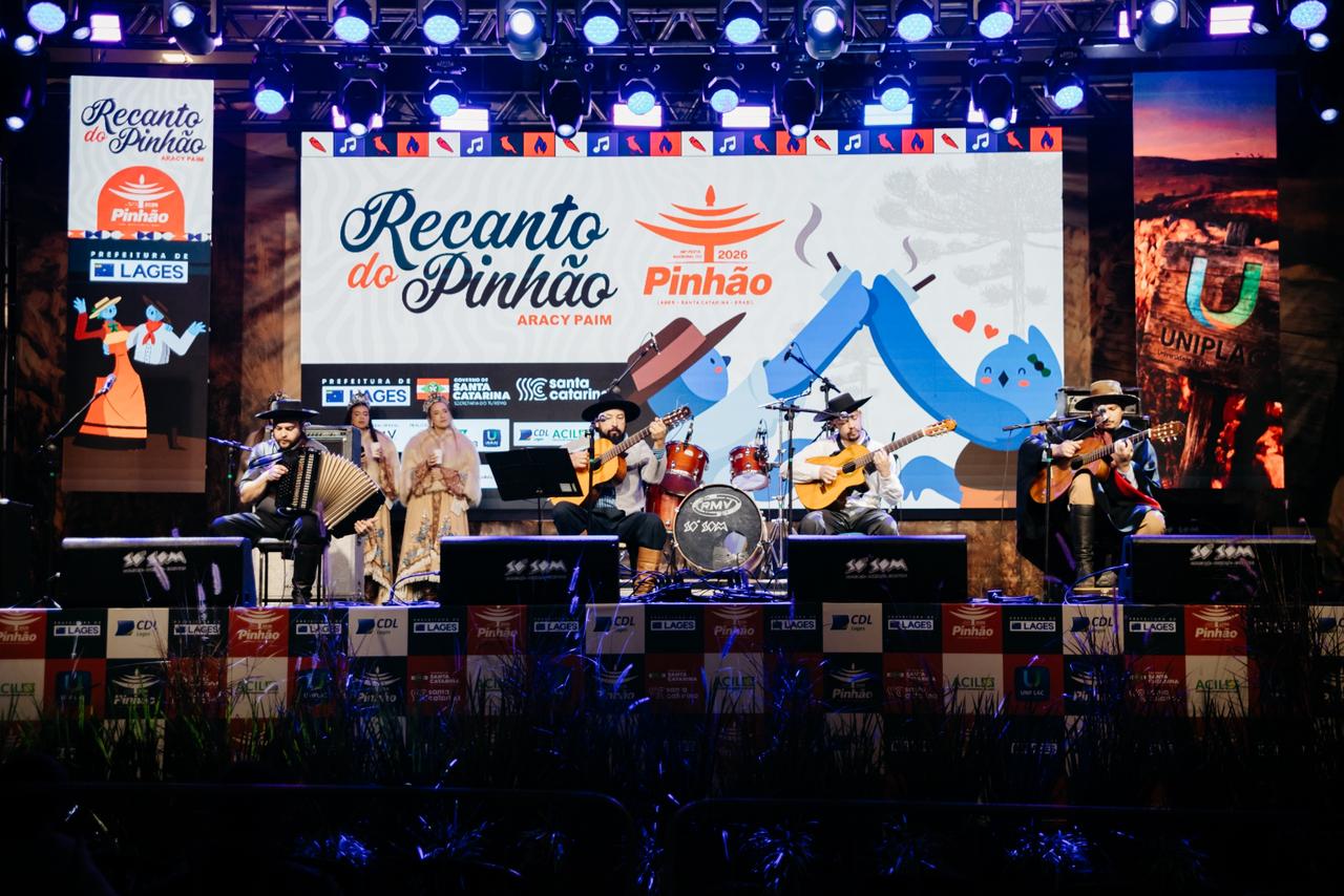 Terça-feira da 36ª Festa Nacional do Pinhão tem clima familiar, cultura serrana e música tradicionalista